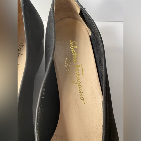 Vintage Salvatore ferragamo wedge pumps heels black 8 AAAA fits 7.5-8 - Picture 5 of 9